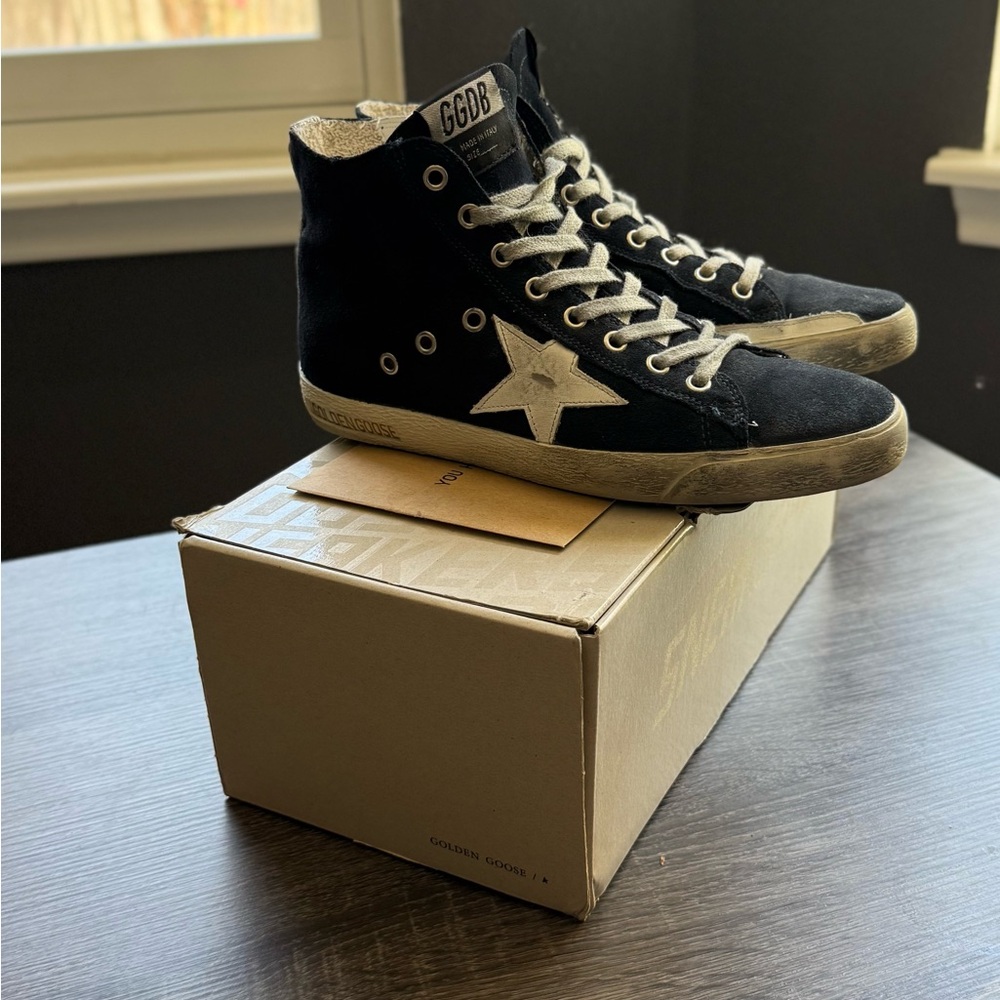 Golden Goose navy suede leather with white details High-Top Sneakers